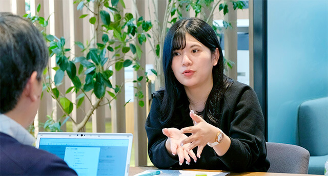 豊通リサイクル 伊藤さん写真